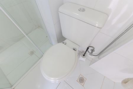 Banheiro de kitnet/studio para alugar com 1 quarto, 25m² em Jardim Paulista, São Paulo