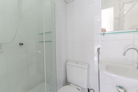 Banheiro de kitnet/studio para alugar com 1 quarto, 25m² em Jardim Paulista, São Paulo