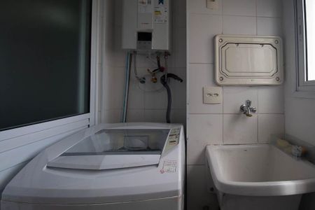 Apartamento para alugar com 59m², 2 quartos e 1 vagaÁrea de Serviço