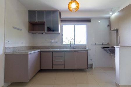 Sala, Cozinha e área de serviço de apartamento para alugar com 2 quartos, 42m² em Cidade Patriarca, São Paulo