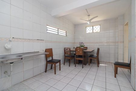 Casa para alugar com 144m², 2 quartos e sem vagaCozinha