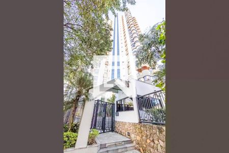 Apartamento à venda com 117m², 4 quartos e 4 vagasFachada