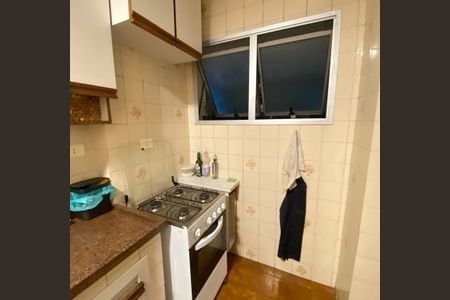Apartamento à venda com 60m², 2 quartos e sem vaga Apartamento à venda com 60m², 2 quartos e sem vagaCozinha