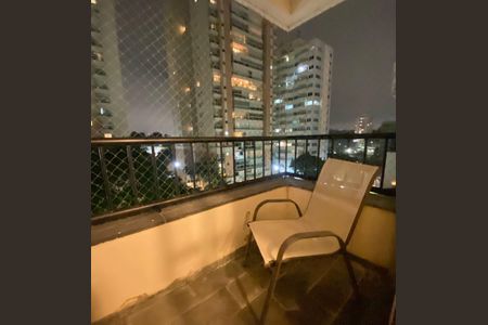 Apartamento à venda com 60m², 2 quartos e sem vaga Apartamento à venda com 60m², 2 quartos e sem vagaVaranda