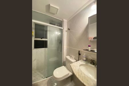 Apartamento à venda com 60m², 2 quartos e sem vaga Apartamento à venda com 60m², 2 quartos e sem vagaBanheiro