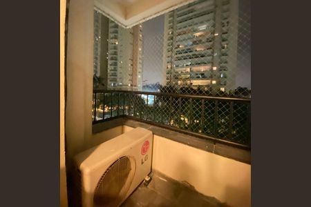 Apartamento à venda com 60m², 2 quartos e sem vaga Apartamento à venda com 60m², 2 quartos e sem vagaVaranda
