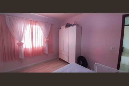 Casa à venda com 210m², 4 quartos e 5 vagas