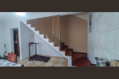 Casa à venda com 210m², 4 quartos e 5 vagas