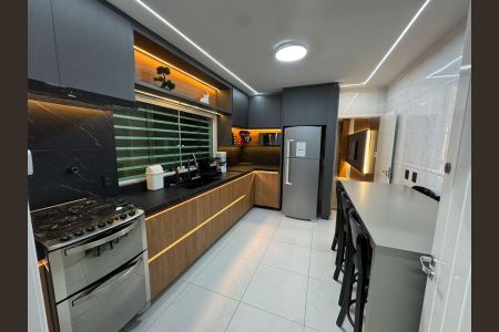 Casa à venda com 92m², 3 quartos e 2 vagas