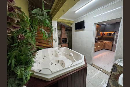 Casa à venda com 92m², 3 quartos e 2 vagas