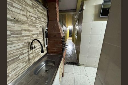 Casa à venda com 92m², 3 quartos e 2 vagas