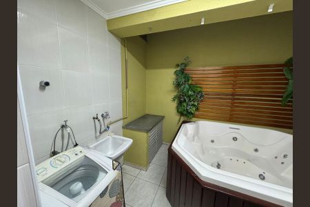 Casa à venda com 92m², 3 quartos e 2 vagas