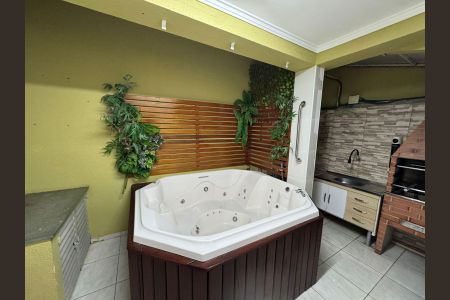 Casa à venda com 92m², 3 quartos e 2 vagas