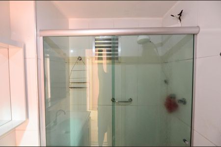 Apartamento para alugar com 59m², 2 quartos e 1 vaga Apartamento para alugar com 59m², 2 quartos e 1 vagaBanheiro