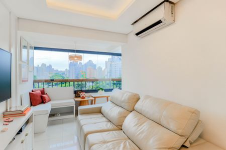 Sala de apartamento à venda com 1 quarto, 50m² em Brooklin, São Paulo