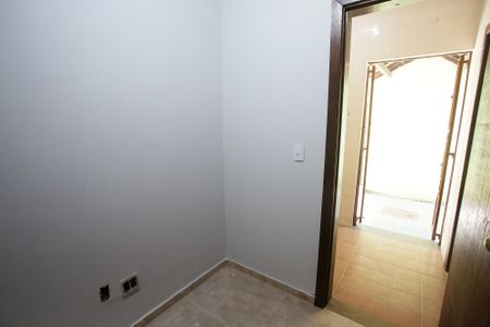 Casa de condomínio para alugar com 290m², 3 quartos e 1 vagaQuarto de Serviço