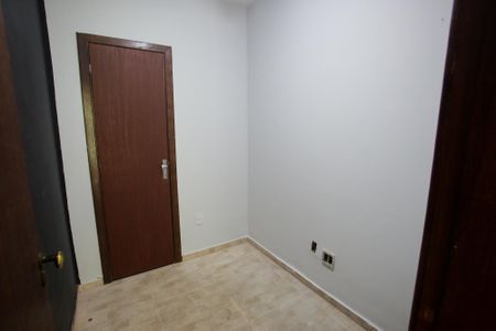 Casa de condomínio para alugar com 290m², 3 quartos e 1 vagaQuarto de Serviço