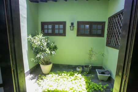 Casa de condomínio para alugar com 290m², 3 quartos e 1 vagaJardim de inverno