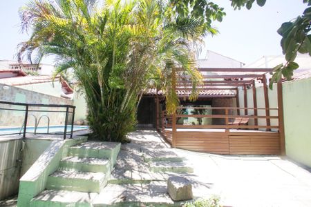 Casa de condomínio para alugar com 290m², 3 quartos e 1 vagaGaragem