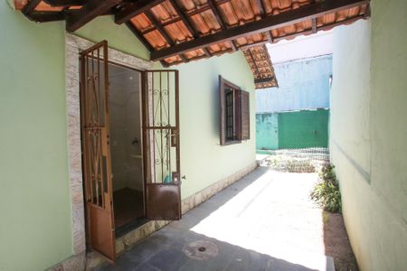 Casa de condomínio para alugar com 290m², 3 quartos e 1 vagaCorredor Lateral