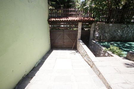 Casa de condomínio para alugar com 290m², 3 quartos e 1 vagaGaragem