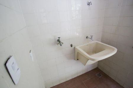 Casa de condomínio para alugar com 290m², 3 quartos e 1 vagaÁrea de Serviço