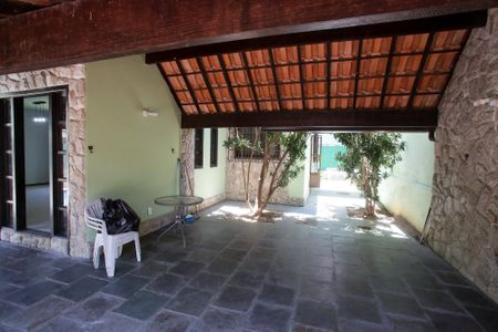 Casa de condomínio para alugar com 290m², 3 quartos e 1 vagaVaranda 