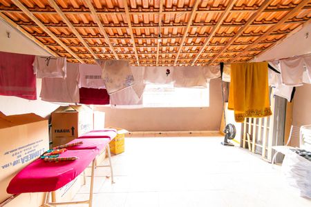 Casa à venda com 260m², 5 quartos e 2 vagasVaranda