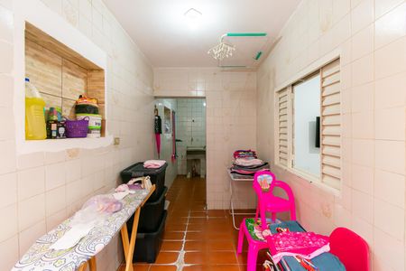 Casa à venda com 260m², 5 quartos e 2 vagasCasa 2 - Área de Serviço