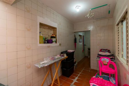 Casa à venda com 260m², 5 quartos e 2 vagasCasa 2 - Área de Serviço