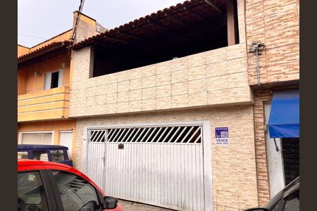 Casa à venda com 260m², 5 quartos e 2 vagasFachada