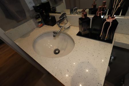 Apartamento à venda com 56m², 2 quartos e 1 vagaBanheiro - Pia