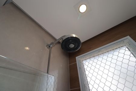 Apartamento à venda com 56m², 2 quartos e 1 vagaBanheiro - Chuveiro