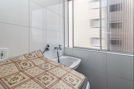 Apartamento à venda com 47m², 2 quartos e 1 vaga Apartamento à venda com 47m², 2 quartos e 1 vagaárea de serviço_1