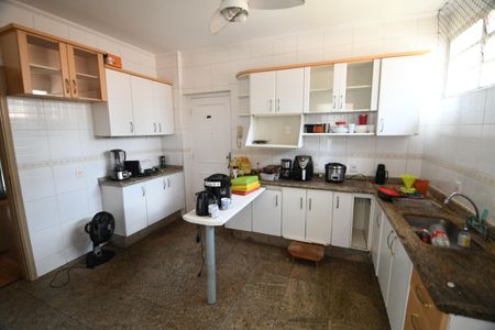 Apartamento para alugar com 122m², 2 quartos e 1 vagaCozinha