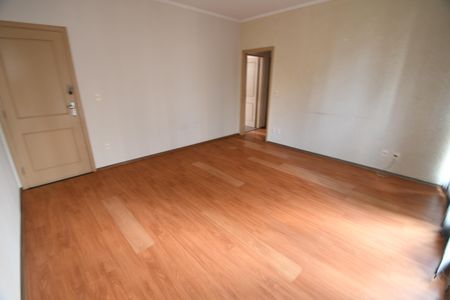 Sala de apartamento para alugar com 2 quartos, 122m² em Cambuí, Campinas