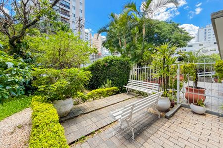 Apartamento à venda com 119m², 3 quartos e sem vagaÁrea comum