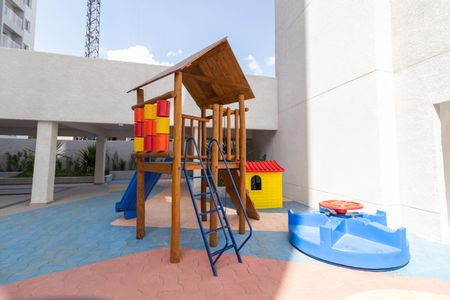 Apartamento à venda com 45m², 2 quartos e 1 vagaÁrea comum - Playground