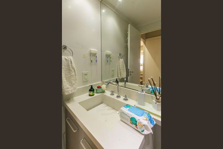 Apartamento à venda com 69m², 2 quartos e 1 vaga Apartamento à venda com 69m², 2 quartos e 1 vagaBanheiro da Social