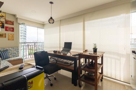 Apartamento à venda com 69m², 2 quartos e 1 vaga Apartamento à venda com 69m², 2 quartos e 1 vagaVaranda gourmet