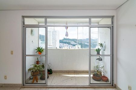 Apartamento à venda com 98m², 3 quartos e 3 vagasVaranda da Sala
