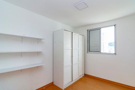 Apartamento à venda com 98m², 3 quartos e 3 vagasQuarto 2
