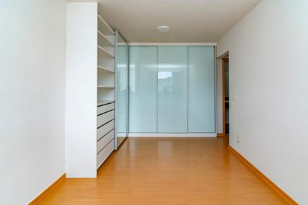 Apartamento à venda com 98m², 3 quartos e 3 vagasSuíte