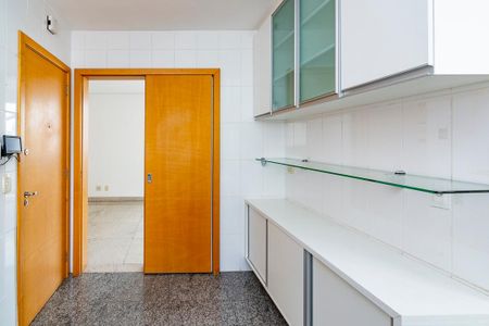 Apartamento à venda com 98m², 3 quartos e 3 vagasCozinha