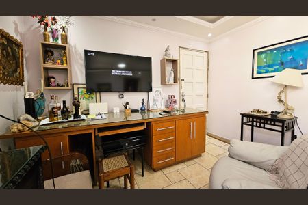 Casa à venda com 190m², 3 quartos e 2 vagas