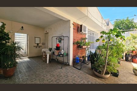 Casa à venda com 190m², 3 quartos e 2 vagas