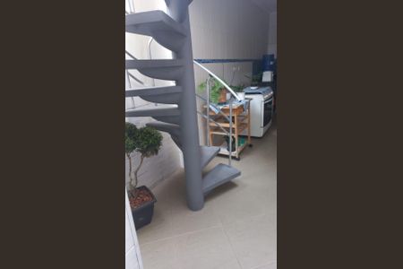 Casa à venda com 162m², 3 quartos e 1 vagacozinha