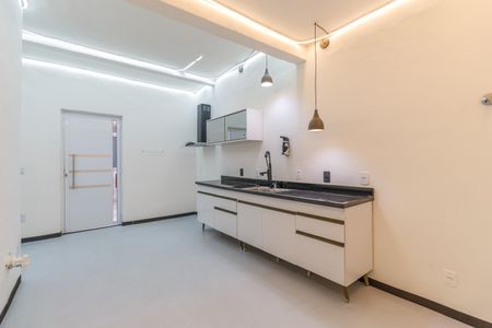 Apartamento para alugar com 153m², 3 quartos e sem vaga Apartamento para alugar com 153m², 3 quartos e sem vagaCozinha