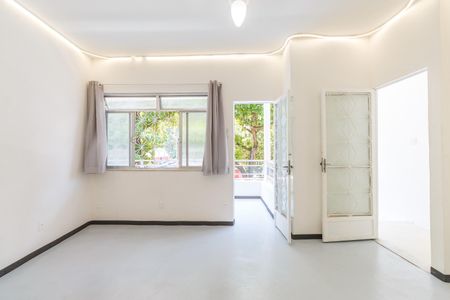 Apartamento para alugar com 153m², 3 quartos e sem vaga Apartamento para alugar com 153m², 3 quartos e sem vagaSala