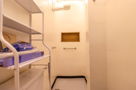 Apartamento para alugar com 153m², 3 quartos e sem vaga Apartamento para alugar com 153m², 3 quartos e sem vagaBanheiro Suite 2